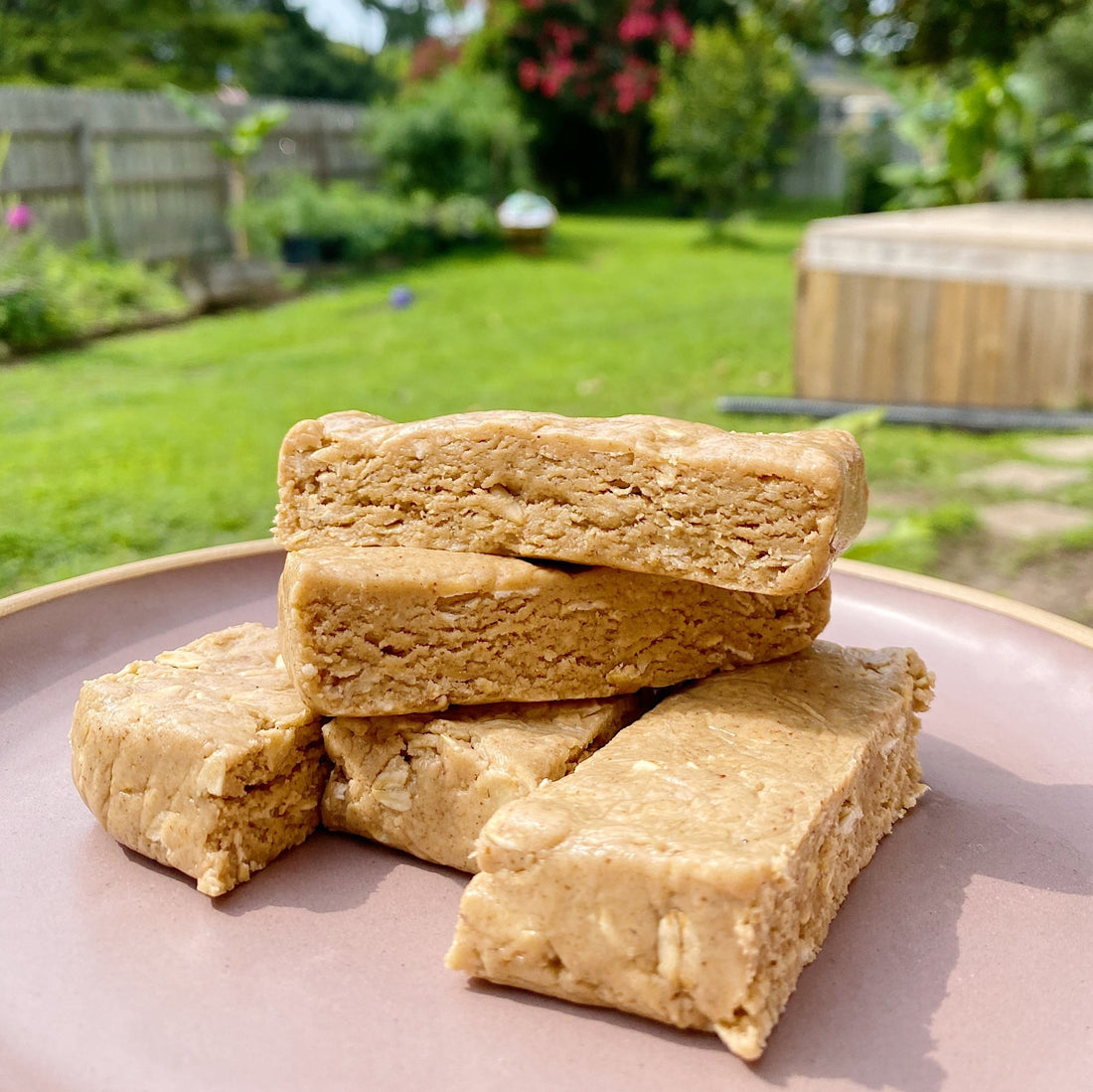 Super Power Bars by Elizabeth Thomas | The Salty Vogue