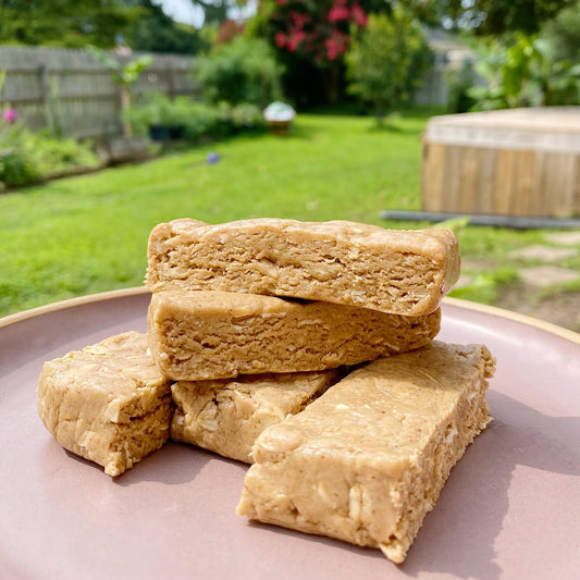 Super Power Bars by Elizabeth Thomas | The Salty Vogue